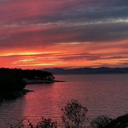 Appartamento Sunset By The Sea Splitska Esterno foto